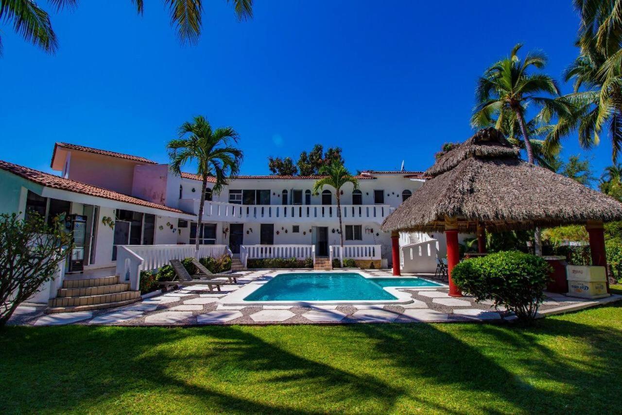 Villas Paraiso Manzanillo,Club Santiago Casa Playa Exterior photo